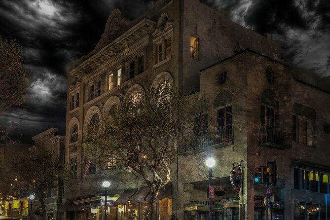 monterey-ghosts-walking-tour-by-us-ghost-adventures