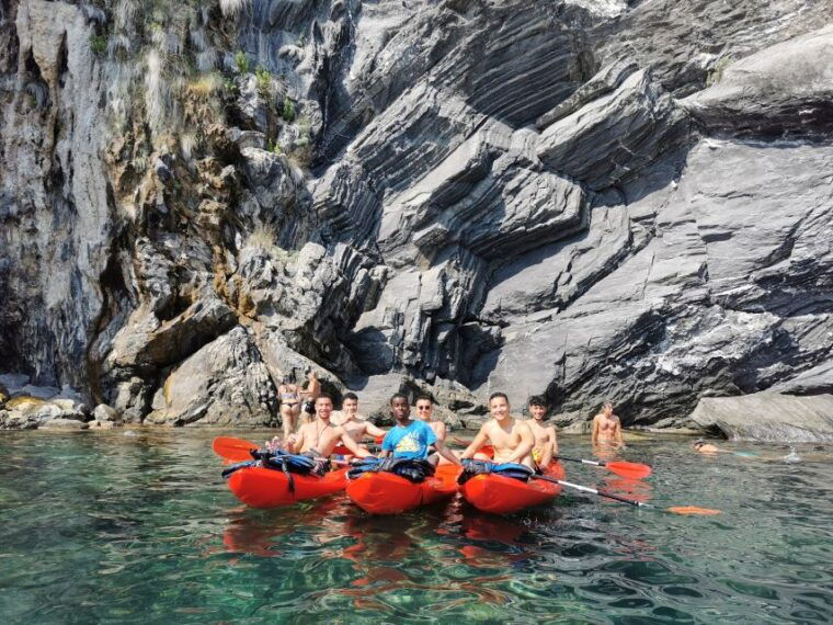 monterosso-al-mare-monterosso-kayak-and-snorkeling-tour