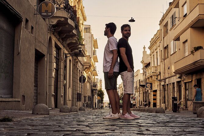 montevideo-walking-tour-with-photographer-and-audioguide