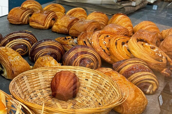 montmartre-bakeries-and-pastries-food-tour-max-8-ppl