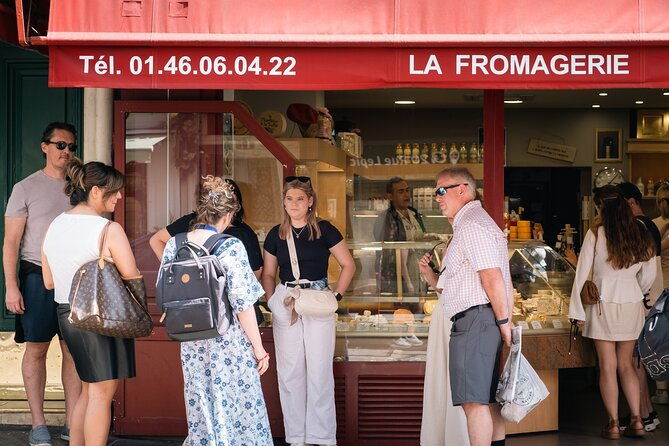 montmartre-cheese-and-wine-private-tour-with-a-chef