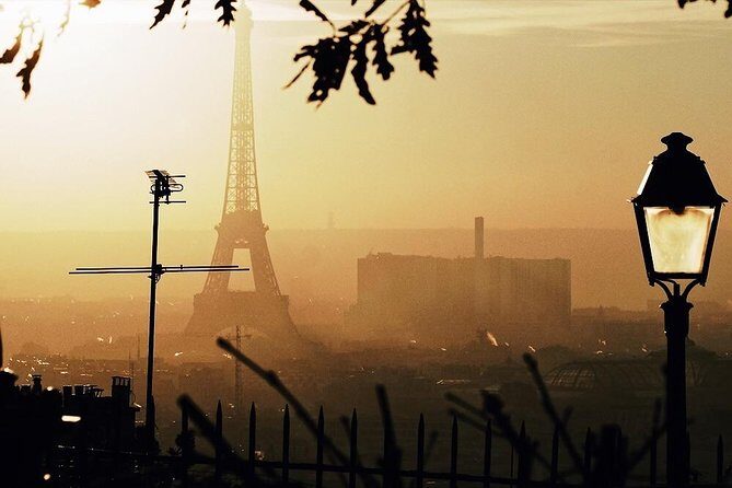 Montmartre District and Sacre Coeur - Exclusive Guided Walking Tour - The Itinerary: A Closer Look at What You’ll Discover