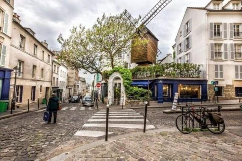 montmartre-guided-tour-with-sacre-coeur-church-city-views-2