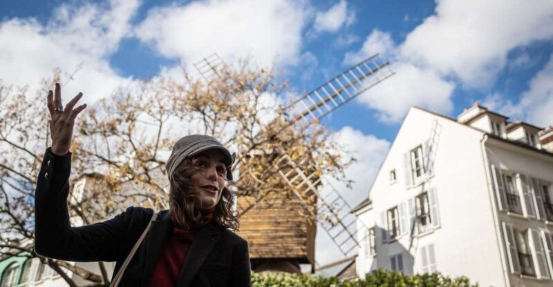 montmartre-in-songs-tour-with-a-professional-singer
