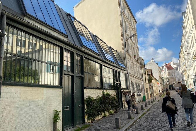 montmartre-semi-private-walking-tour-max-6-people-guaranteed