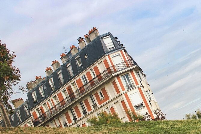 montmartre-the-old-artist-village-and-its-unique-charm