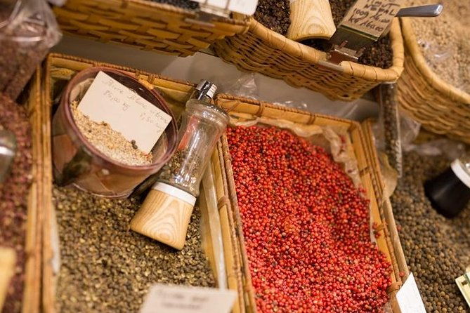 montmartre-the-private-food-tasting-tour-with-a-french-gastronomy-expert