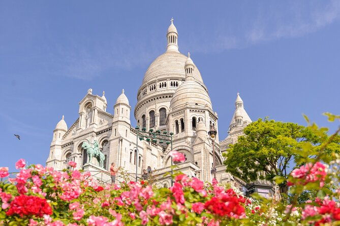 montmartre-walking-tour-the-best-of-art-culture-parisian-charm