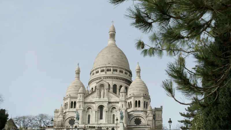 montmartre-walking-tour-with-ticket-to-the-sacre-coeur-dome