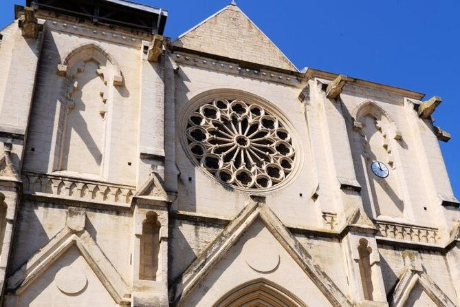 montpellier-city-exploration-game-and-tour-on-your-phone