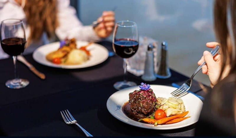 montreal-3-or-5-course-dinner-cruise-with-dj-dancing