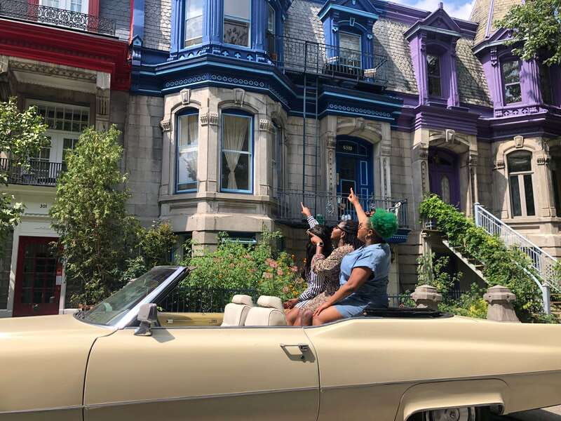 montreal-guided-tour-in-vintage-convertible-cadillac