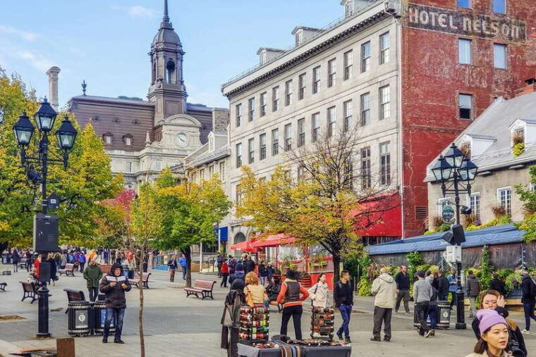 montreal-hop-on-hop-off-double-decker-bus-tour