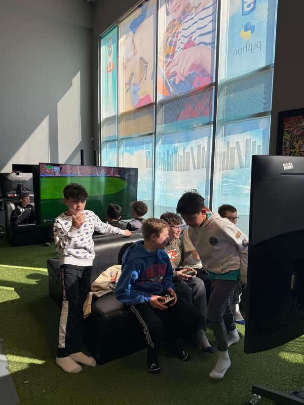 montreal-nemesis-game-blast-with-snack-and-drink-combo