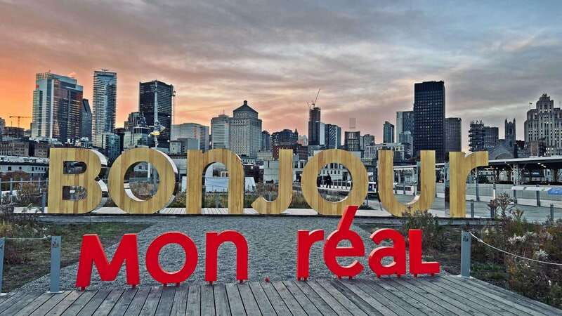 montreal-private-walking-tour-2h-plus-video-experience-360
