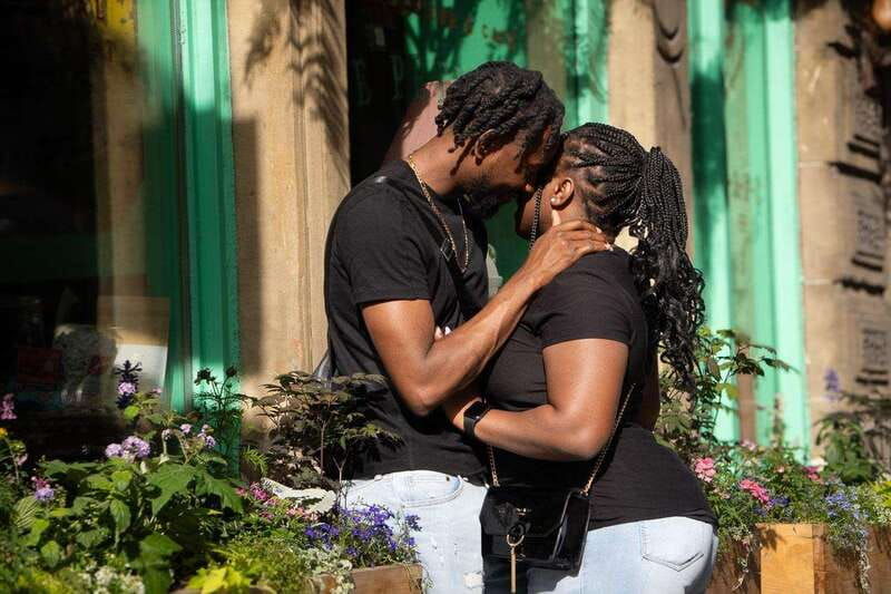 montreal-professional-photo-session-with-delivery