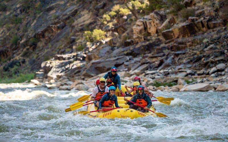 montreal-rapids-all-inclusive-rafting-adventures