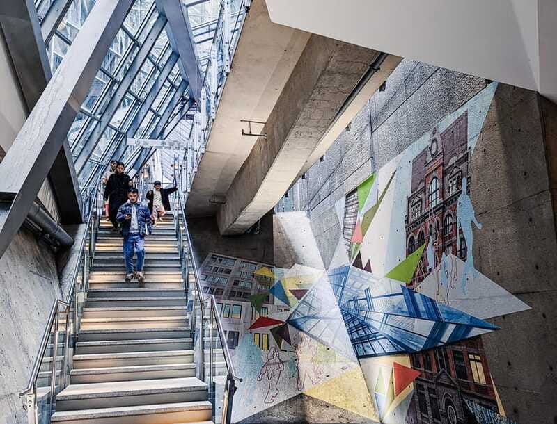 montreal-reso-underground-city-and-downtown-walking-tour