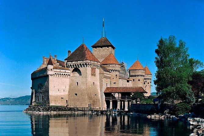 montreux-vevey-chaplins-world-and-chillon-castle-private-tour