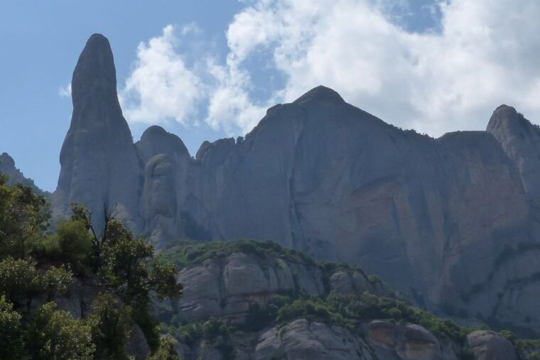 montserrat-6-hour-tour-with-a-choice-of-3-levels-of-hiking