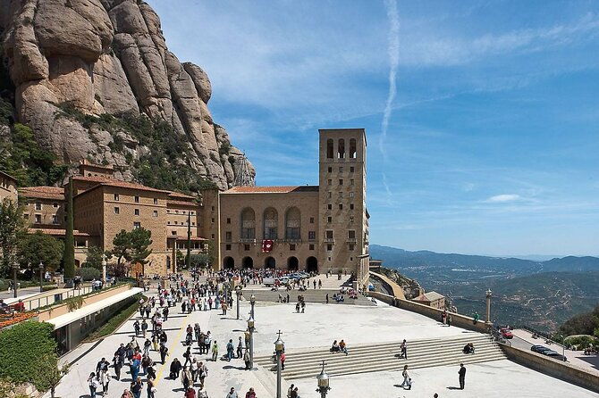 montserrat-cardona-and-salt-mountain-private-tour-2
