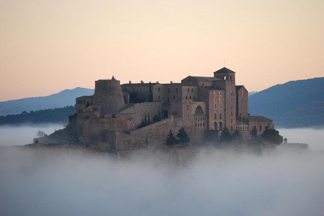 montserrat-cardona-and-salt-mountain-small-group-tour