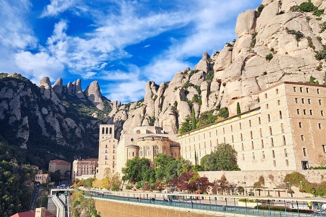 montserrat-monastery-and-hiking-experience