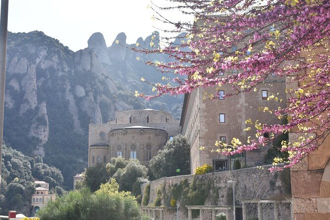 montserrat-mountain-hiking-tour-to-sant-jeroni-small-group