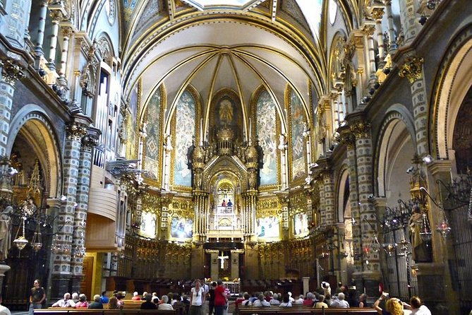 montserrat-mountains-half-day-private-tour-from-barcelona