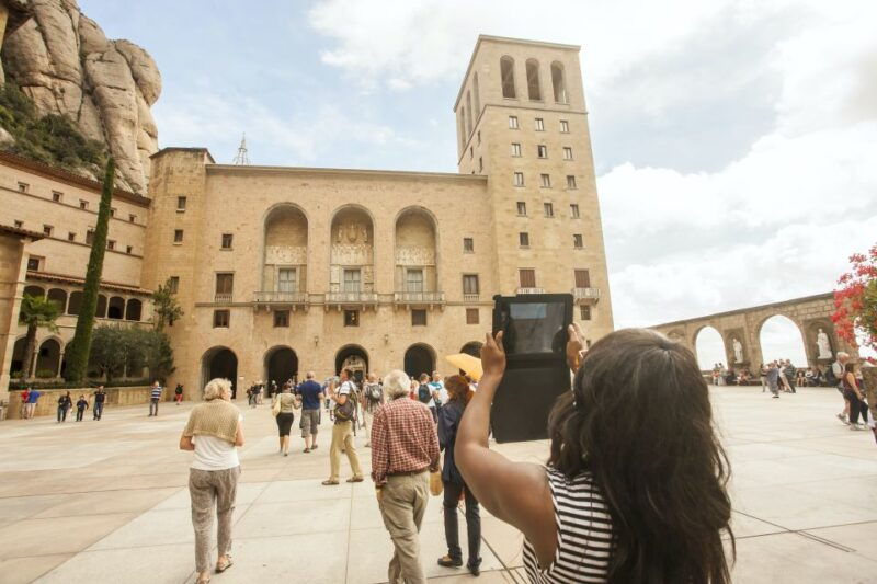 montserrat-museum-and-monastery-entry-ticket