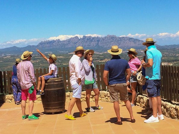 montserrat-private-tour-lunch-wine-tasting-in-penedes-winery