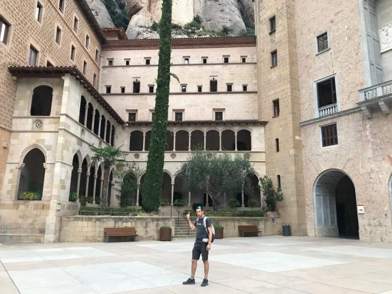 montserrat-private-tour-monastery-cable-car-soft-hike