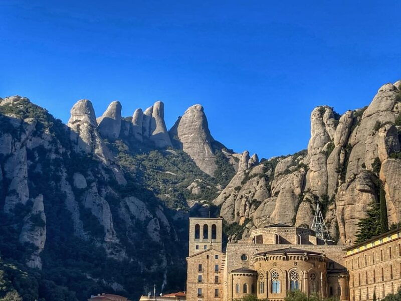 montserrat-walking-tour-funicular-ride-to-top-sant-jeroni