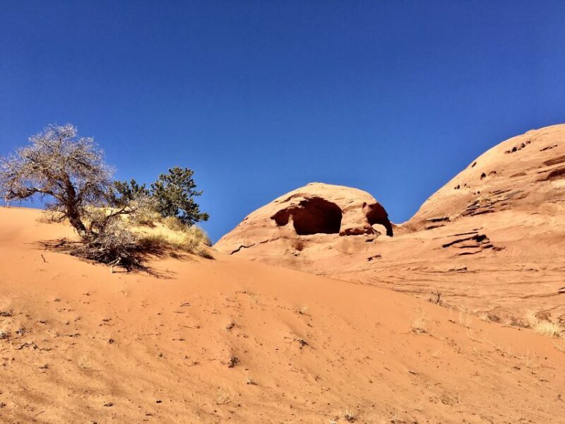 Monument Valley: 2.5-hour Mystery Valley Tour - Authentic Cultural Experience and Scenic Beauty