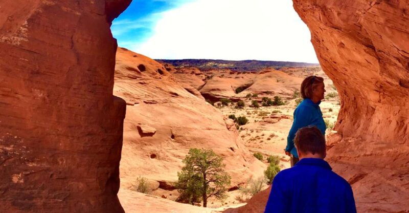 monument-valley-2-5-hour-mystery-valley-tour