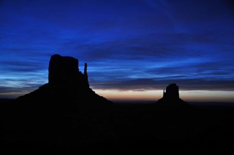 monument-valley-3-hour-sunrise-tour
