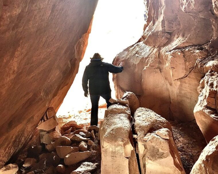 monument-valley-and-mystery-valley-full-day-tour