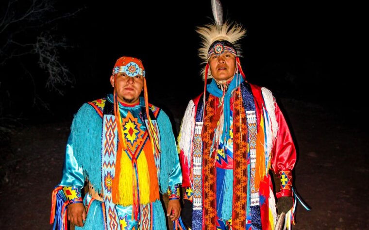 monument-valley-cultural-tour-with-dinner-and-entertainment