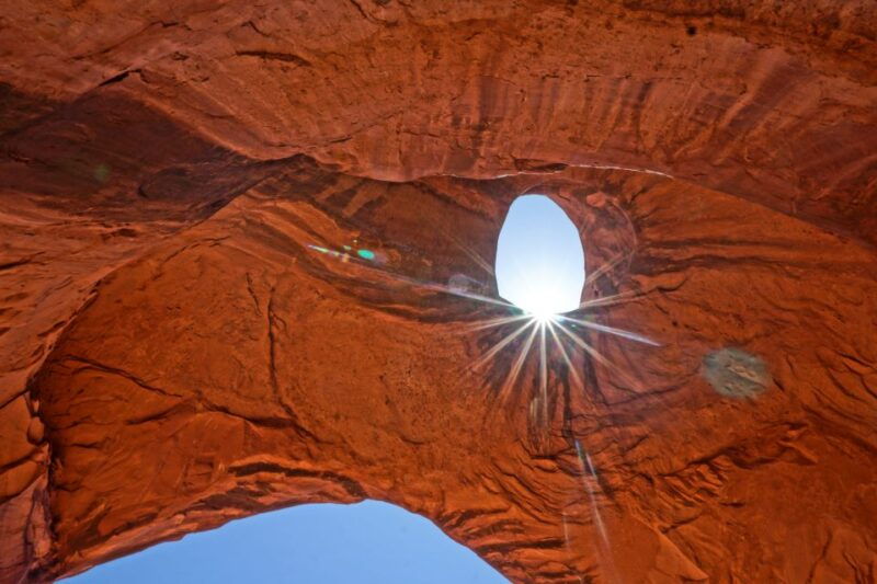 monument-valley-scenic-2-5-hour-guided-tour
