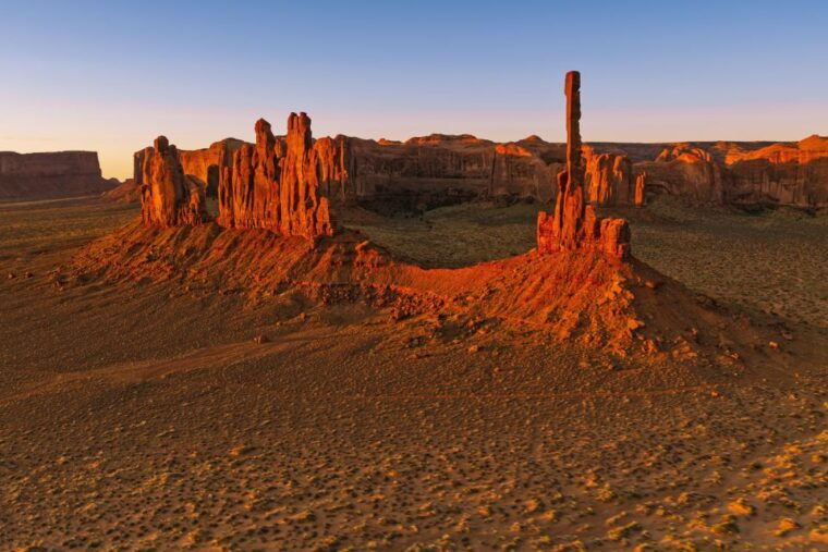 monument-valley-sunset-tour-with-navajo-guide