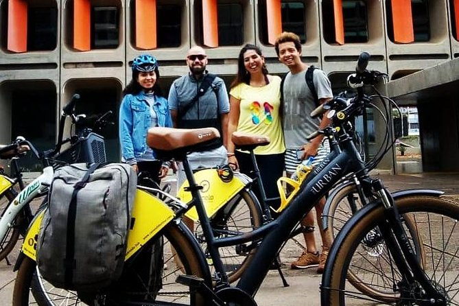 monumental-axis-bike-tour-brasilia