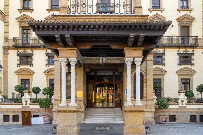 monumental-economic-tour-with-booking-fee-seville