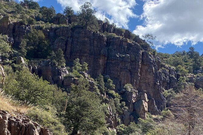 moon-canyon-off-road-and-hiking-adventure-from-chrysotile