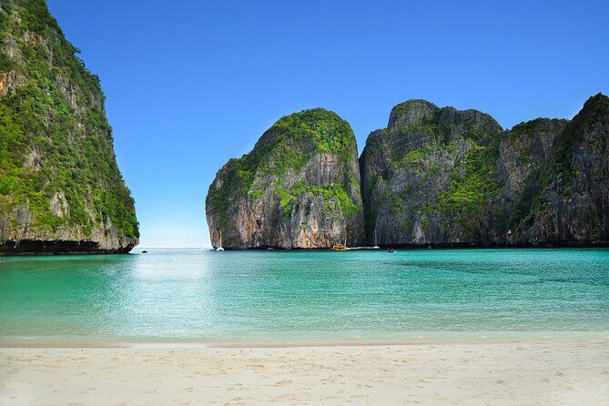 Moonlight Luxury Yacht Cruise to Phi Phi and Maithon from Phuket - FAQs
