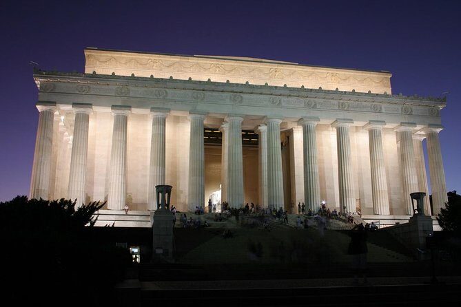 Moonlight Tour of Washington DC - The Experience in Detail