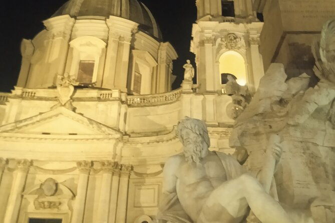 moonlight-walking-tour-in-the-heart-of-the-imperial-baroque-rome
