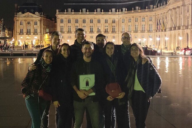 moonlit-bordeaux-night-walk-secrets-with-wine-cheese-finale-2