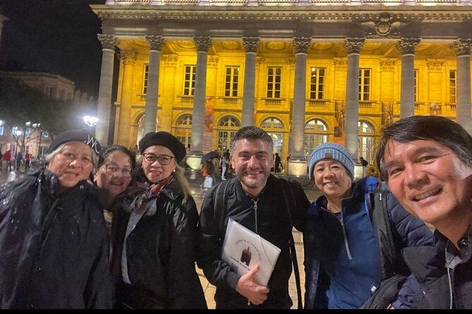 moonlit-bordeaux-night-walk-secrets-with-wine-cheese-finale-2
