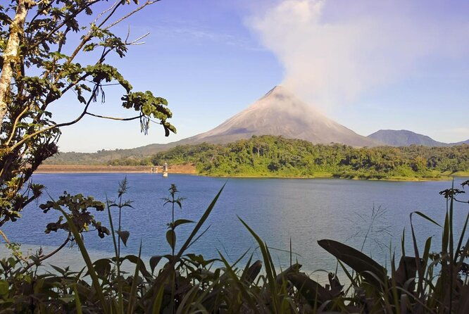 moonshine-sunset-cruise-on-lake-arenal