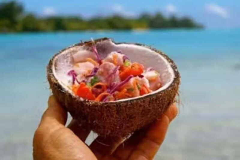Moorea: Glass Bottom Boat Adventure with Lagoon Wonders - In The Sum Up